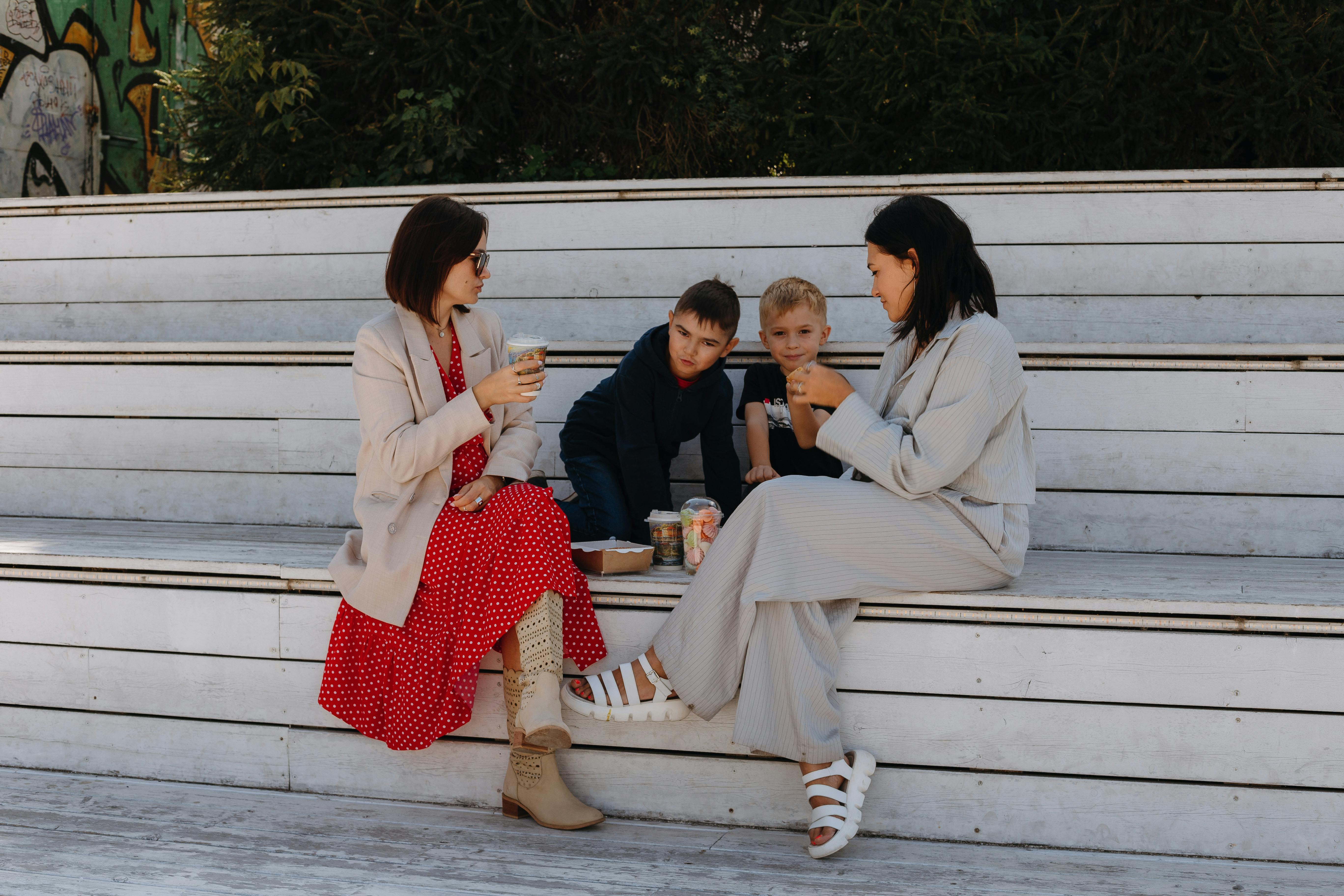 Moms, Coaches, Doctors, Entrepreneurs: Who Are America’s Health and Wellness Influencers? — Photo by Alina Matveycheva on Pex