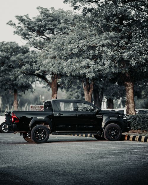 Toyota Hilux D-Cab 2024