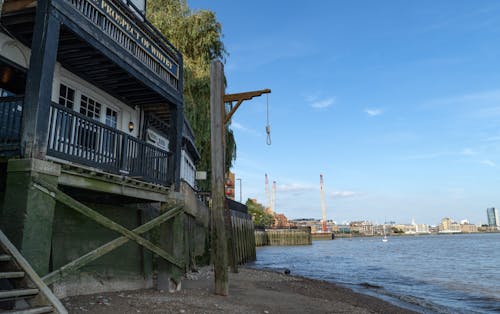 Execution Dock - Wapping 