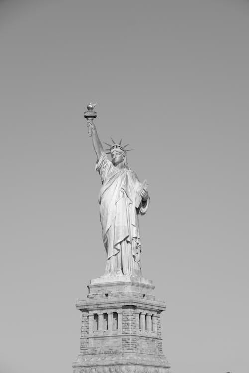 Free Statue of Liberty in Black and White Stock Photo