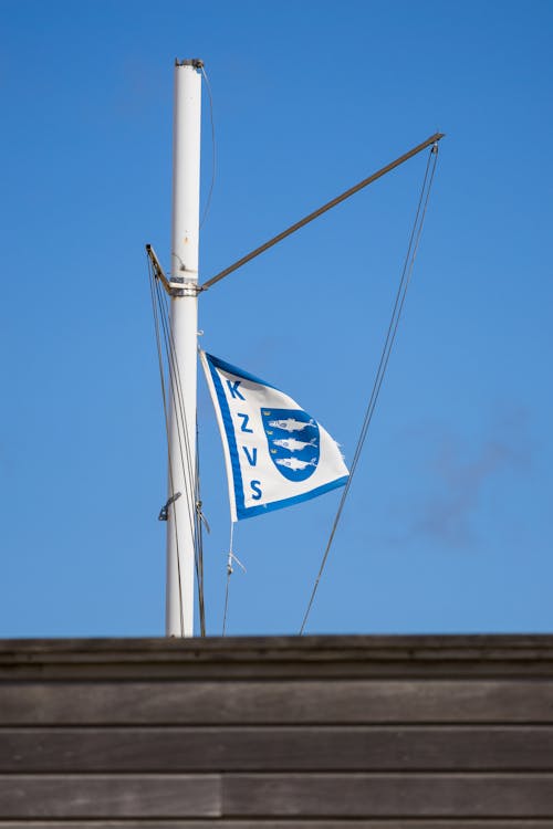 Foto d'estoc gratuïta de bandera, cel blau, cel clar