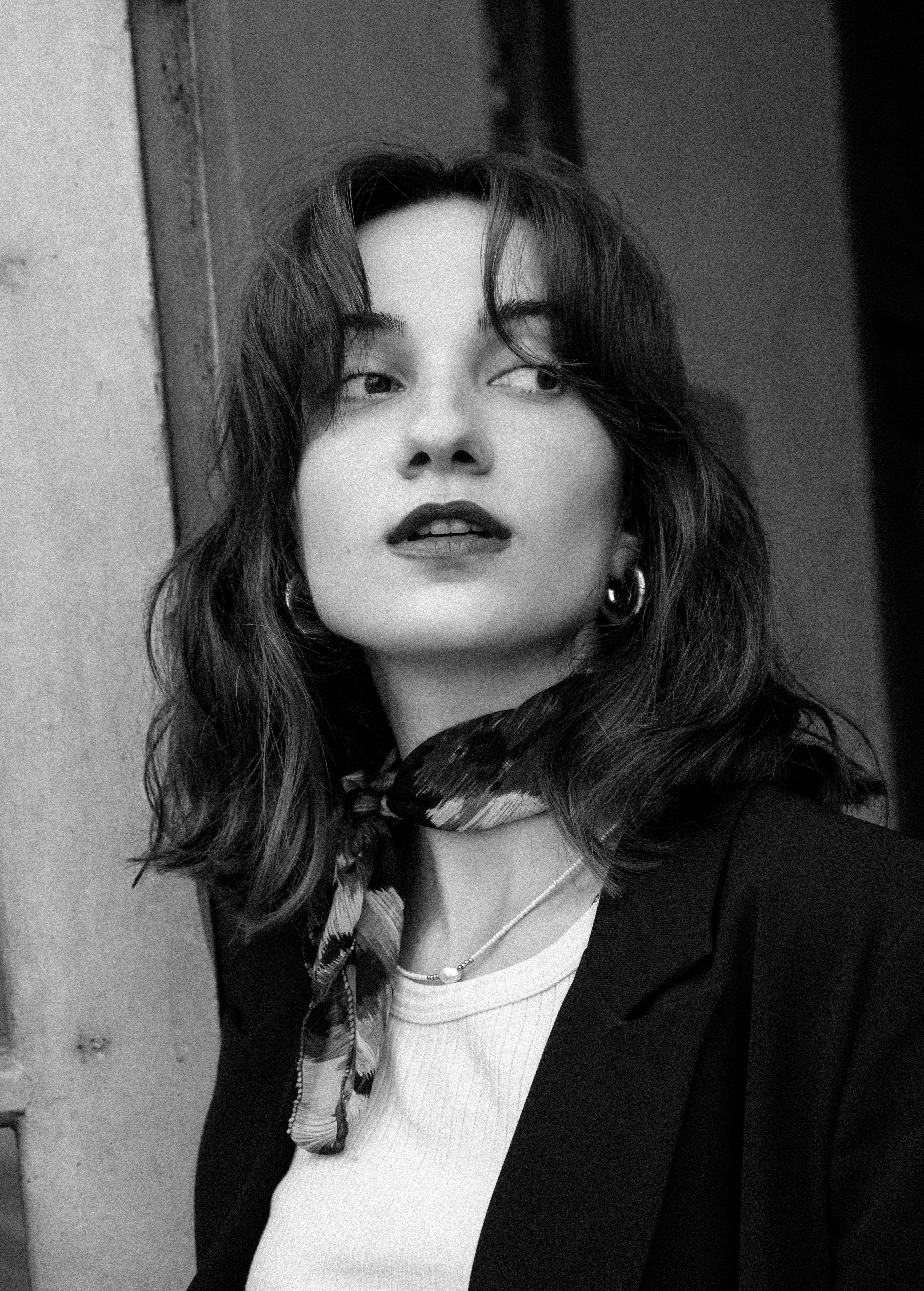 Portrait of Brunette Woman in Black and White · Free Stock Photo