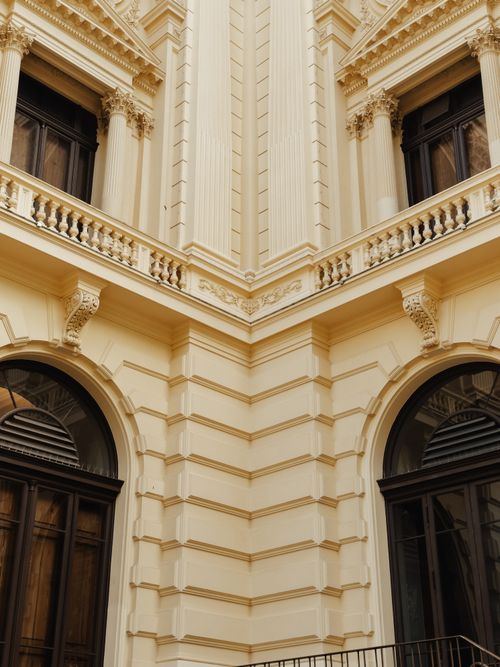 Free Detailed shot of a neoclassical building facade in São Paulo, Brazil. Stock Photo