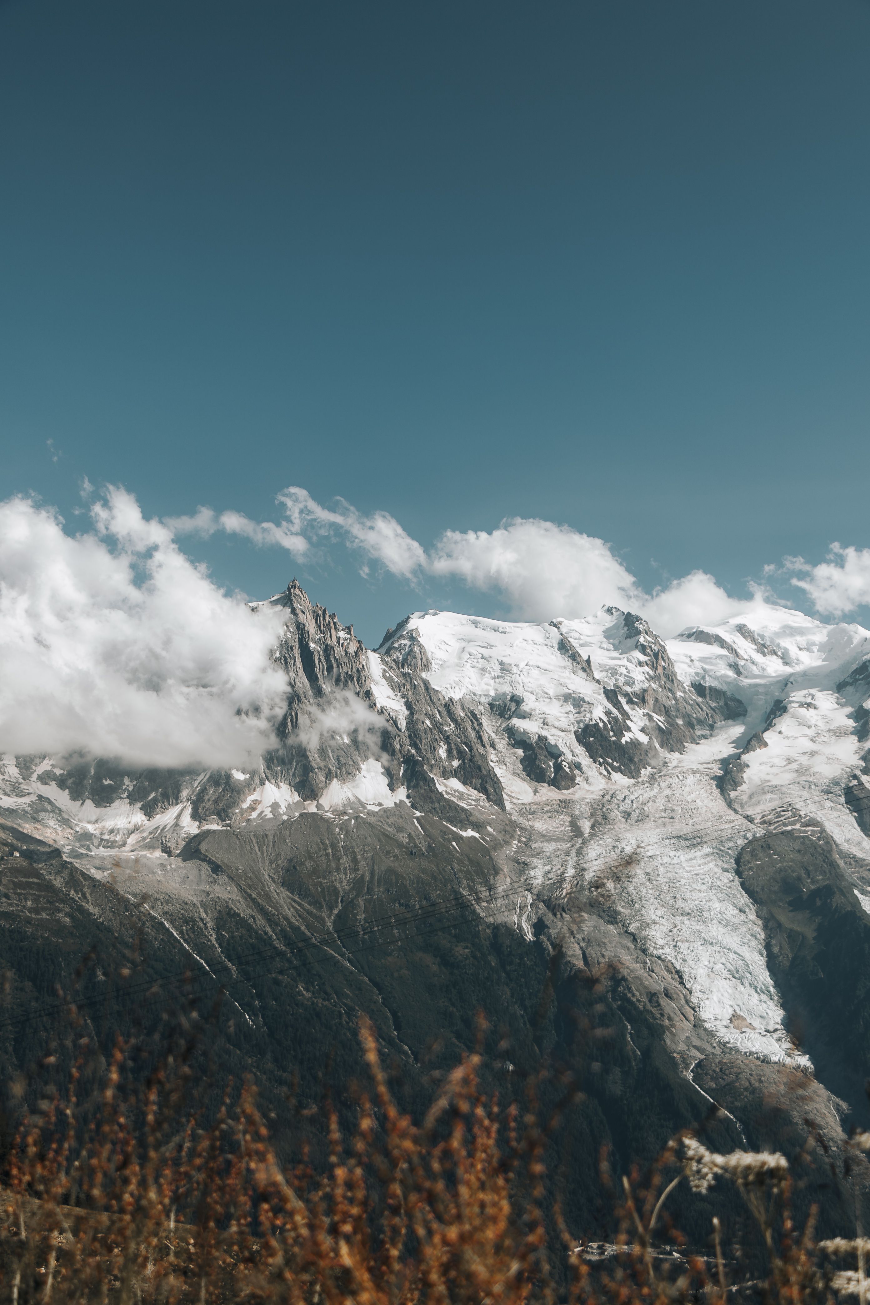 Peisaj glaciar alpin în apropierea Chamonix Mont Blanc vara