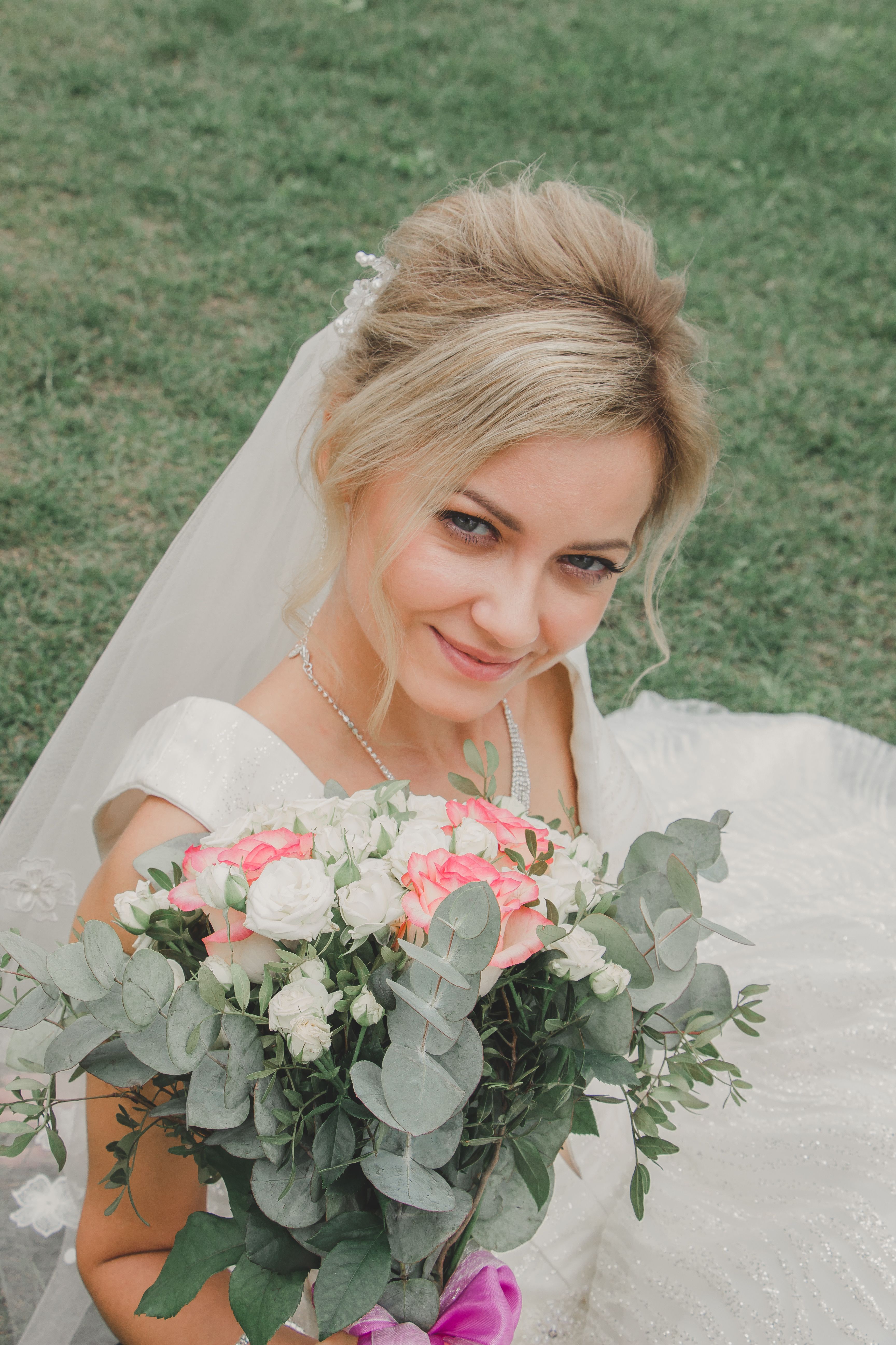Blonde Bride with Bouquet · Free Stock Photo