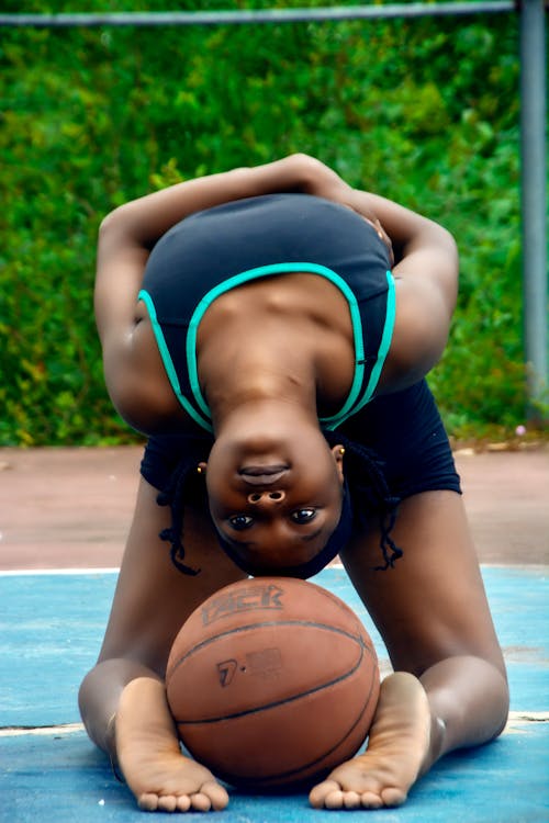 Foto profissional grátis de corte de justiça, quadra de basquete