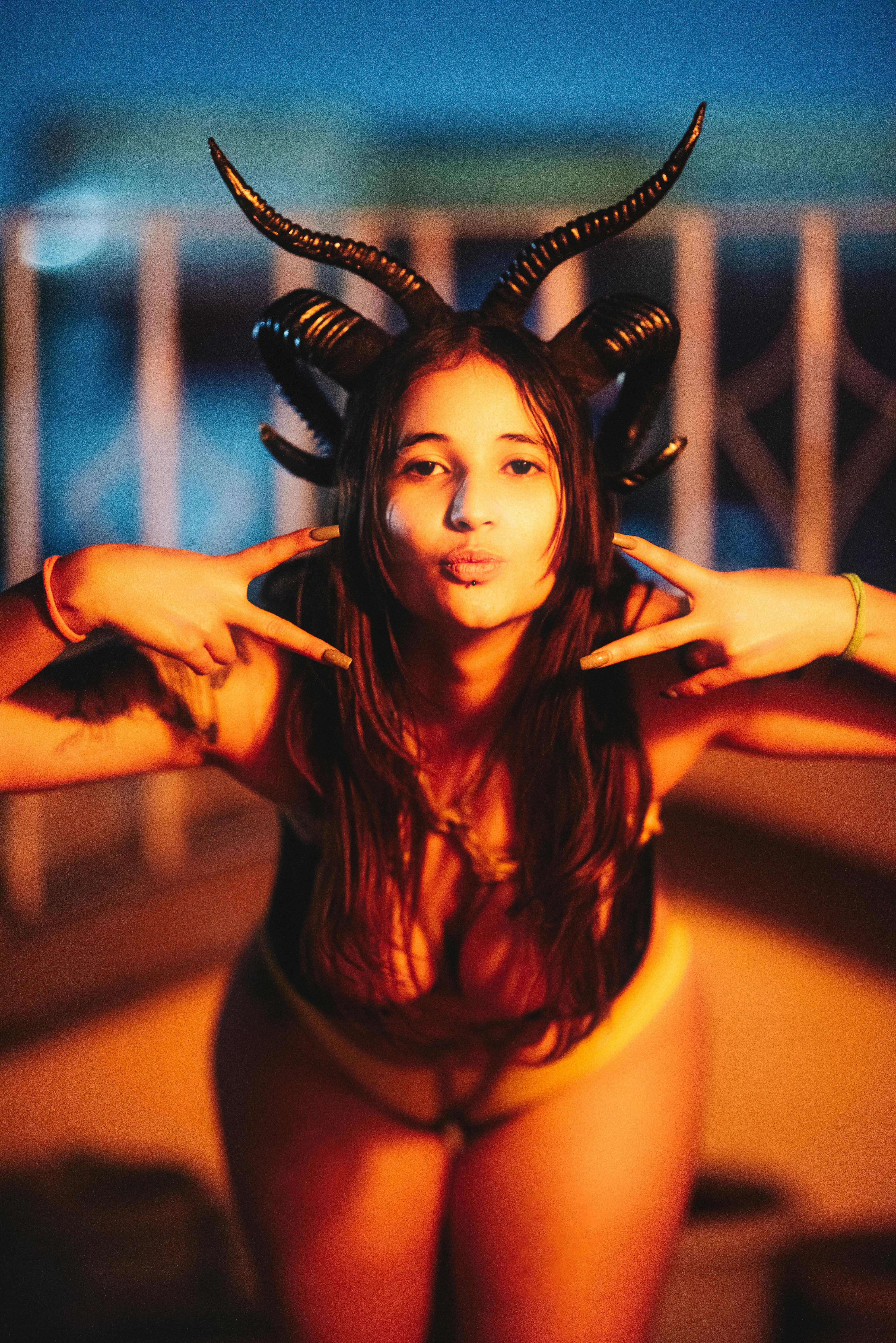 grátis Foto profissional grátis de adulto jovem, alegre, ao ar livre Foto profissional