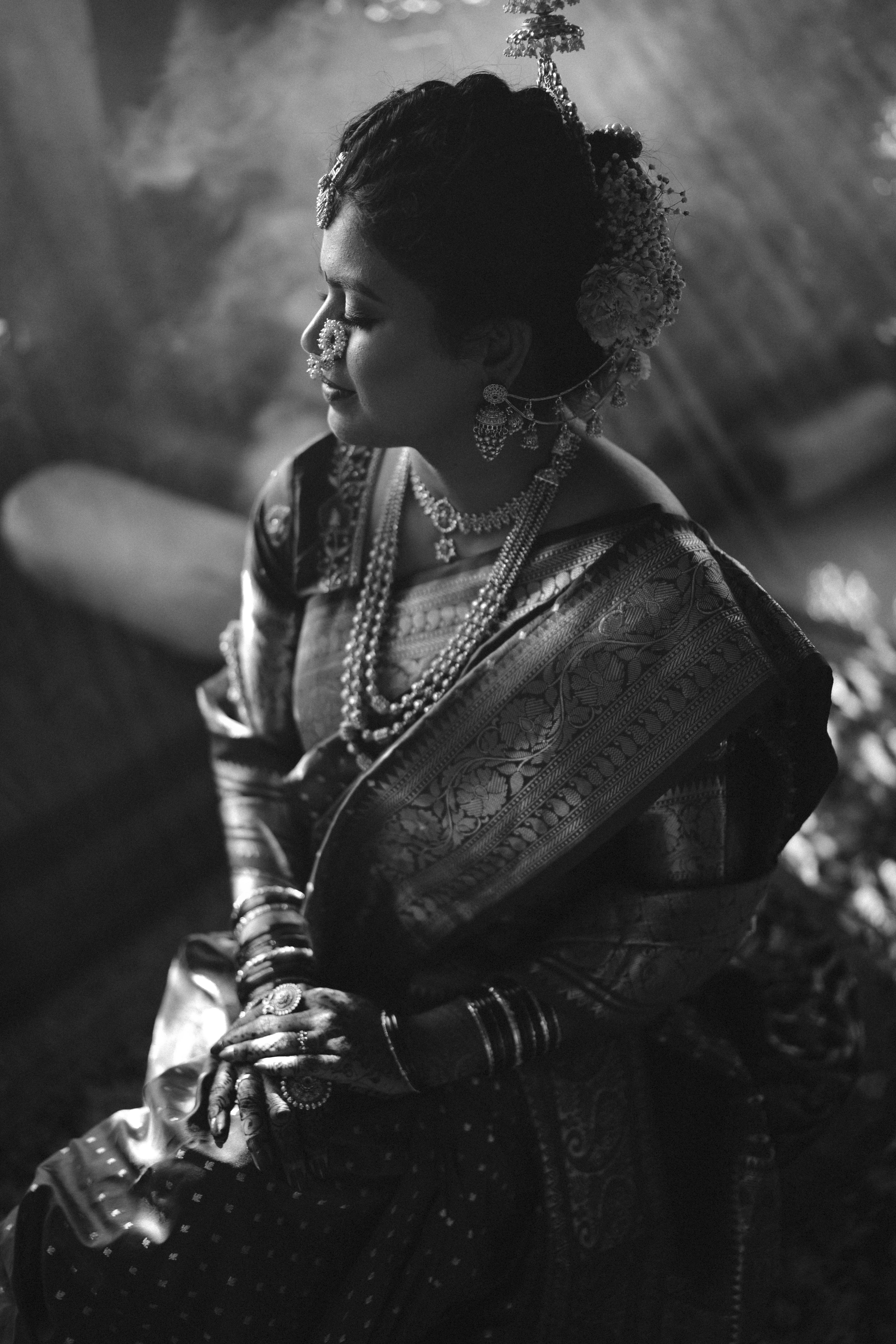 Elegant black and white portrait of a traditional Indian bride in Pune, Maharashtra.