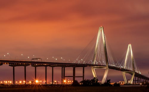 akşam, arthur ravenel jr. köprüsü, asma köprü içeren Ücretsiz stok fotoğraf
