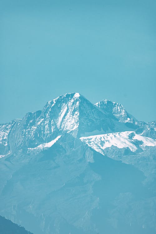 Foto profissional grátis de abismo, céu azul, céu limpo