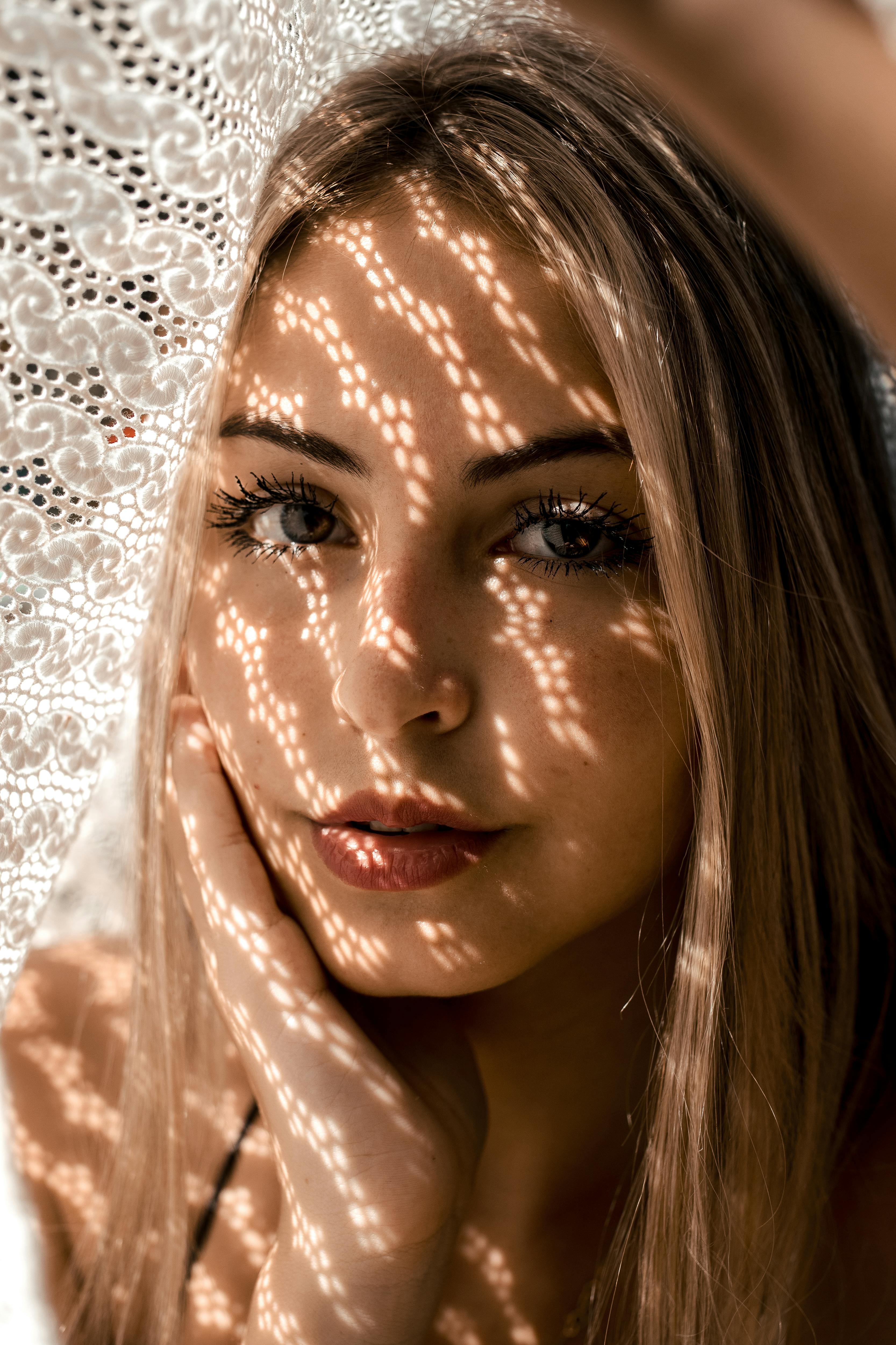 What does anemia hair loss look like?