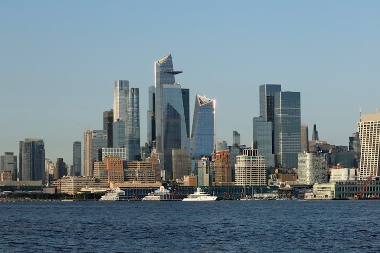 Sea Coast Of Manhattan