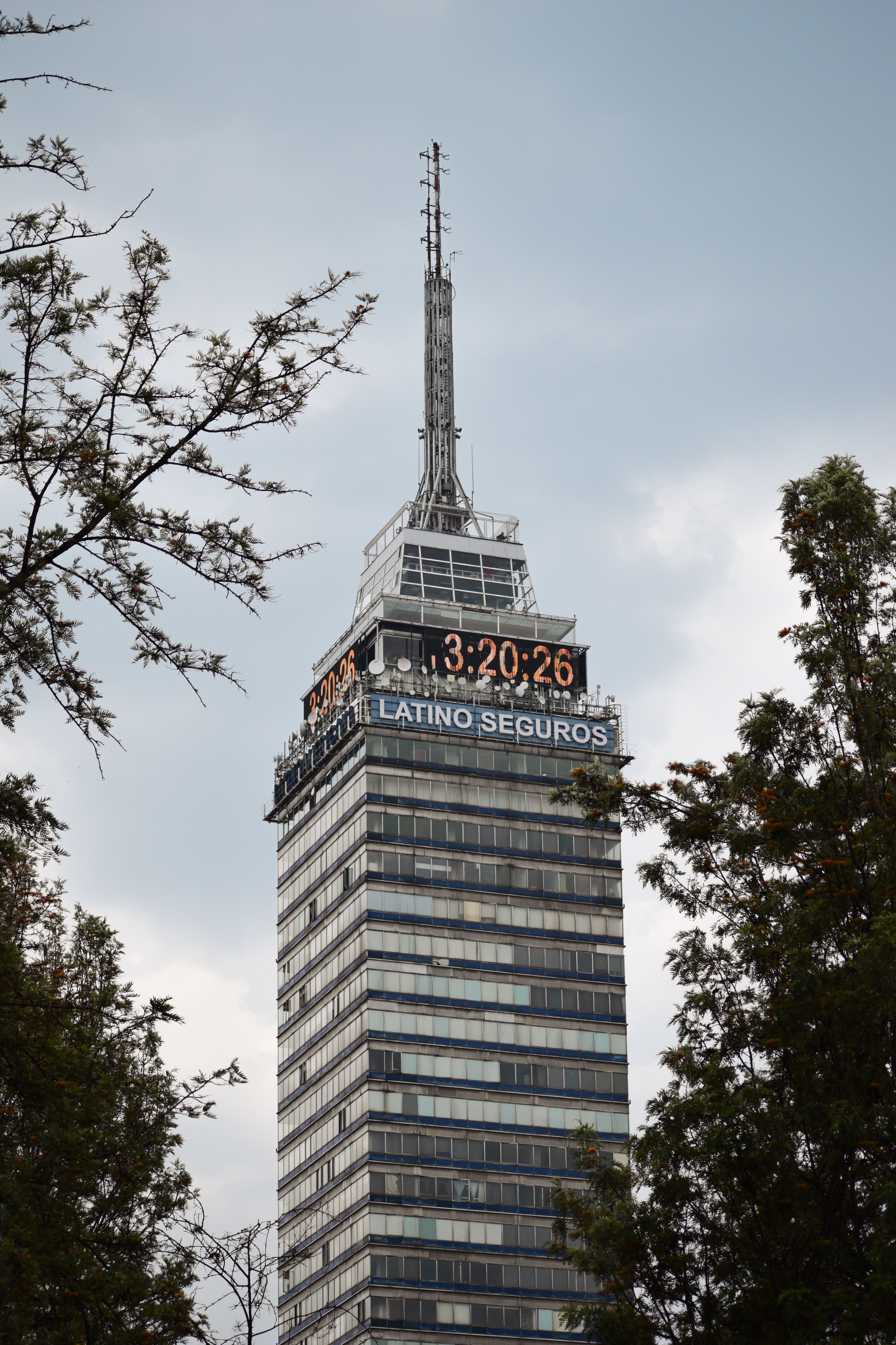 Torre Latinoamericana in Mexico City · Free Stock Photo