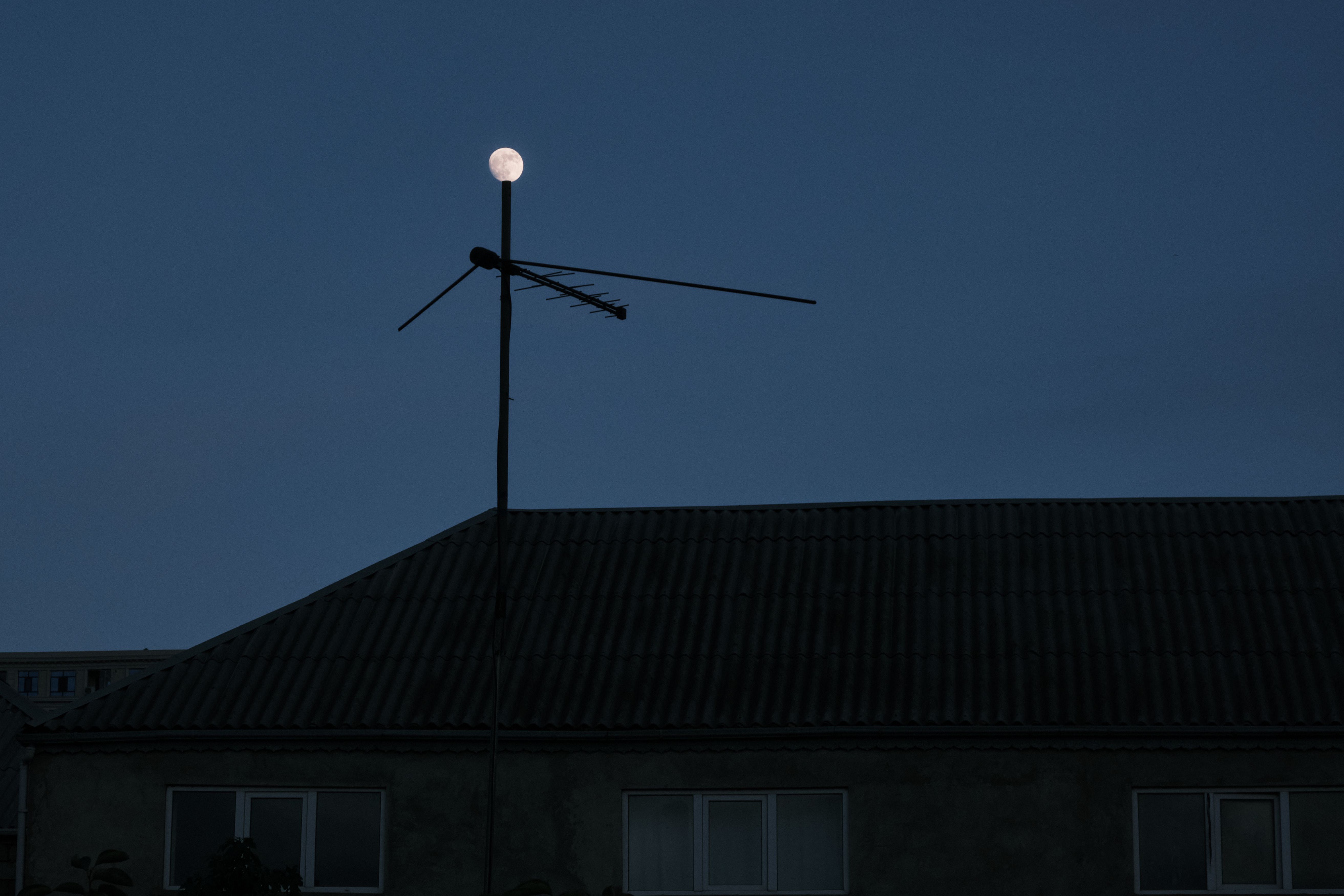 Some satellite companies still have an appetite for boutique launch services