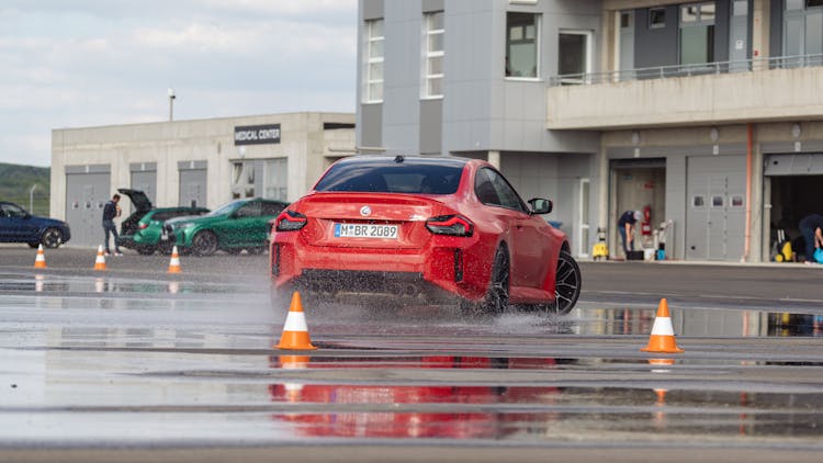 Sports BMW M2 In Wet Training