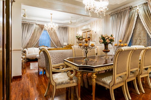 A Luxurious Dining Room Design 