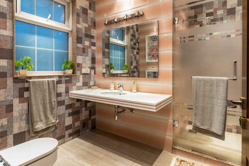 A Contemporary Design of a Bathroom 