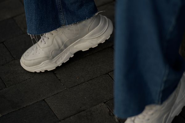 کتانی سفید