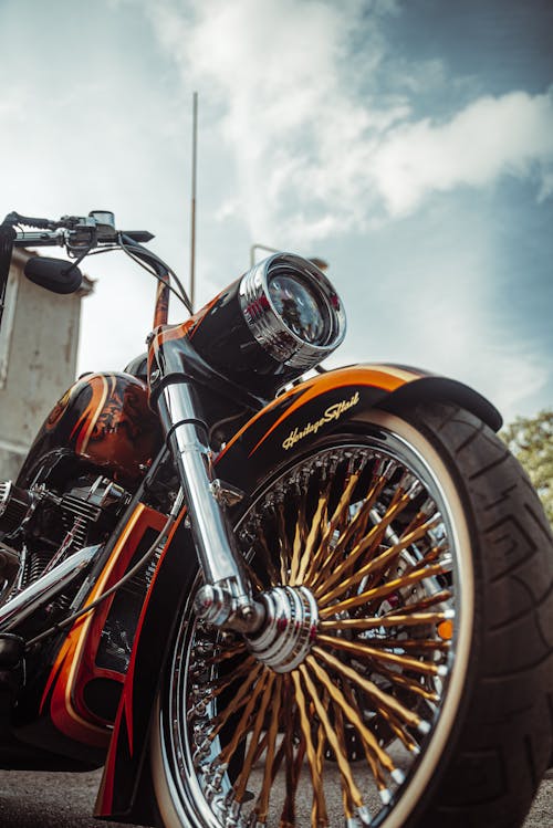 Imagine de stoc gratuită din caldarâm, fotografiere verticală, harley davidson