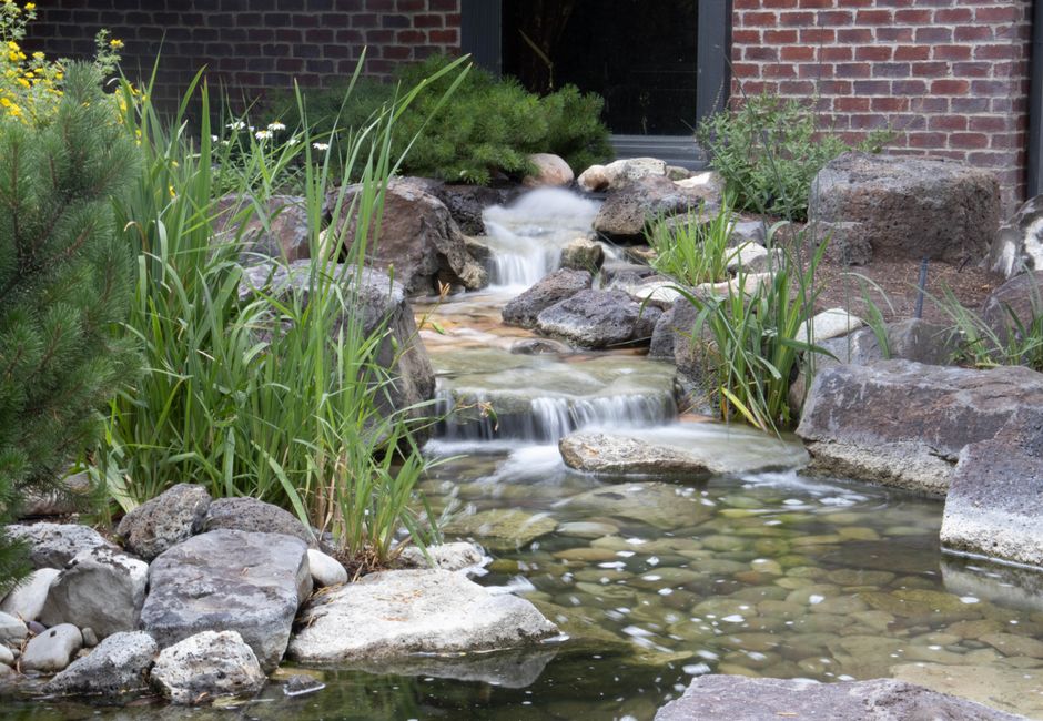 Garden water feature with cascading water