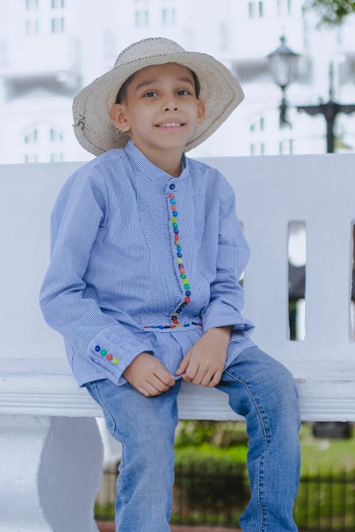 Immagine gratuita di bambino, camicia blu, cowboy