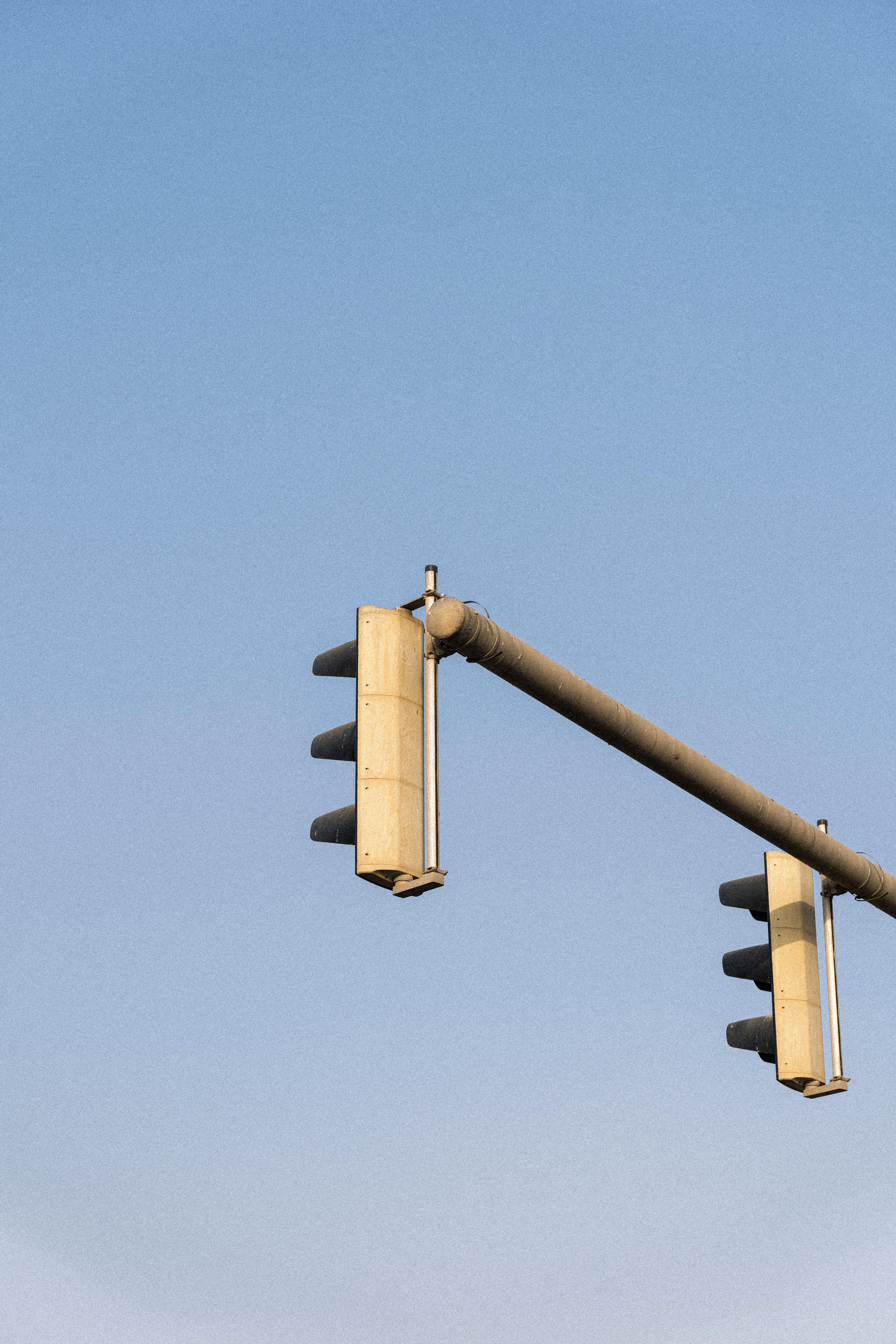 Signal In Sky Background Photos, Download The BEST Free Signal In Sky Background Stock Photos