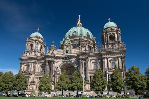 Fotobanka s bezplatnými fotkami na tému Berlín, cestovať, dóm