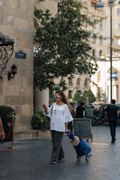 Kostenloses Stock Foto zu aserbaidschan, baku, frau