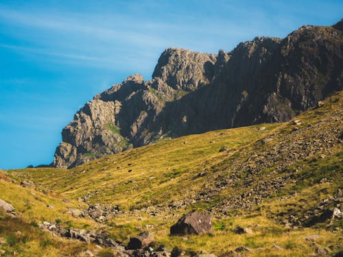 Gratis stockfoto met bergen, bergketen, blauwe lucht