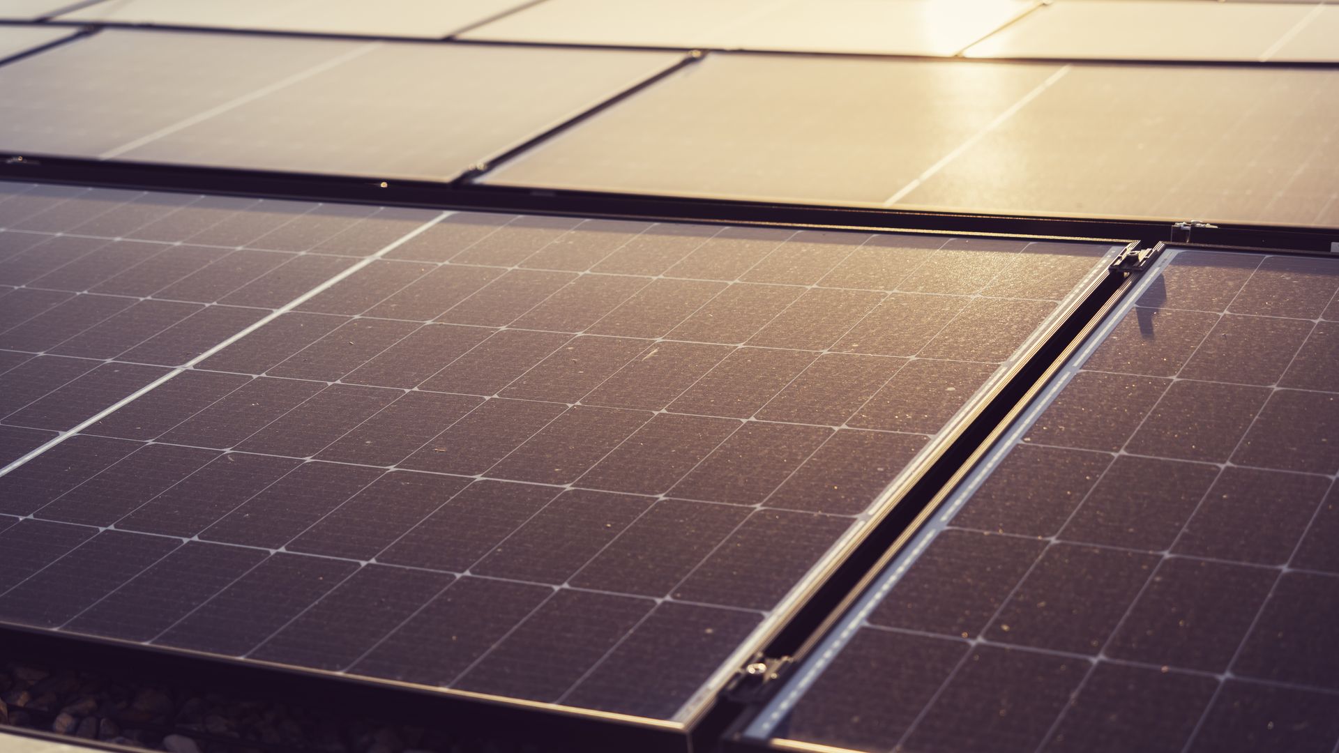 Off Grid Solar System — illustrasjonsbilde