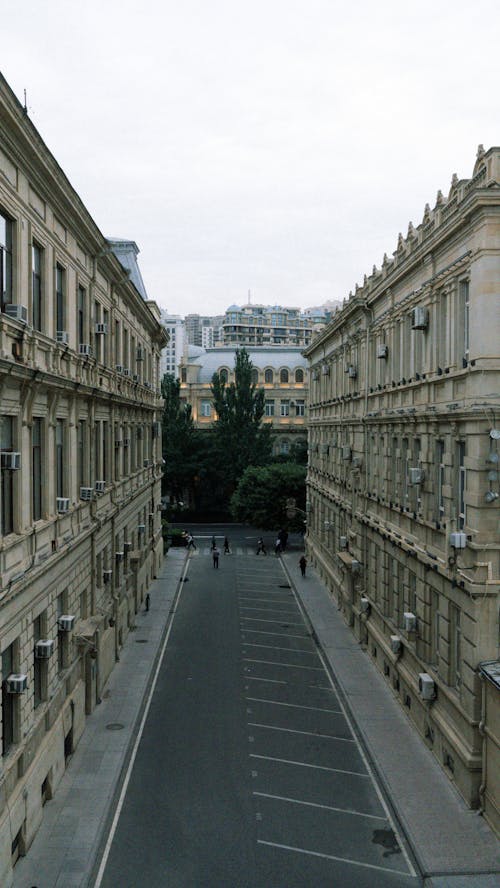 Ilmainen kuvapankkikuva tunnisteilla azerbaijan, baku, katu