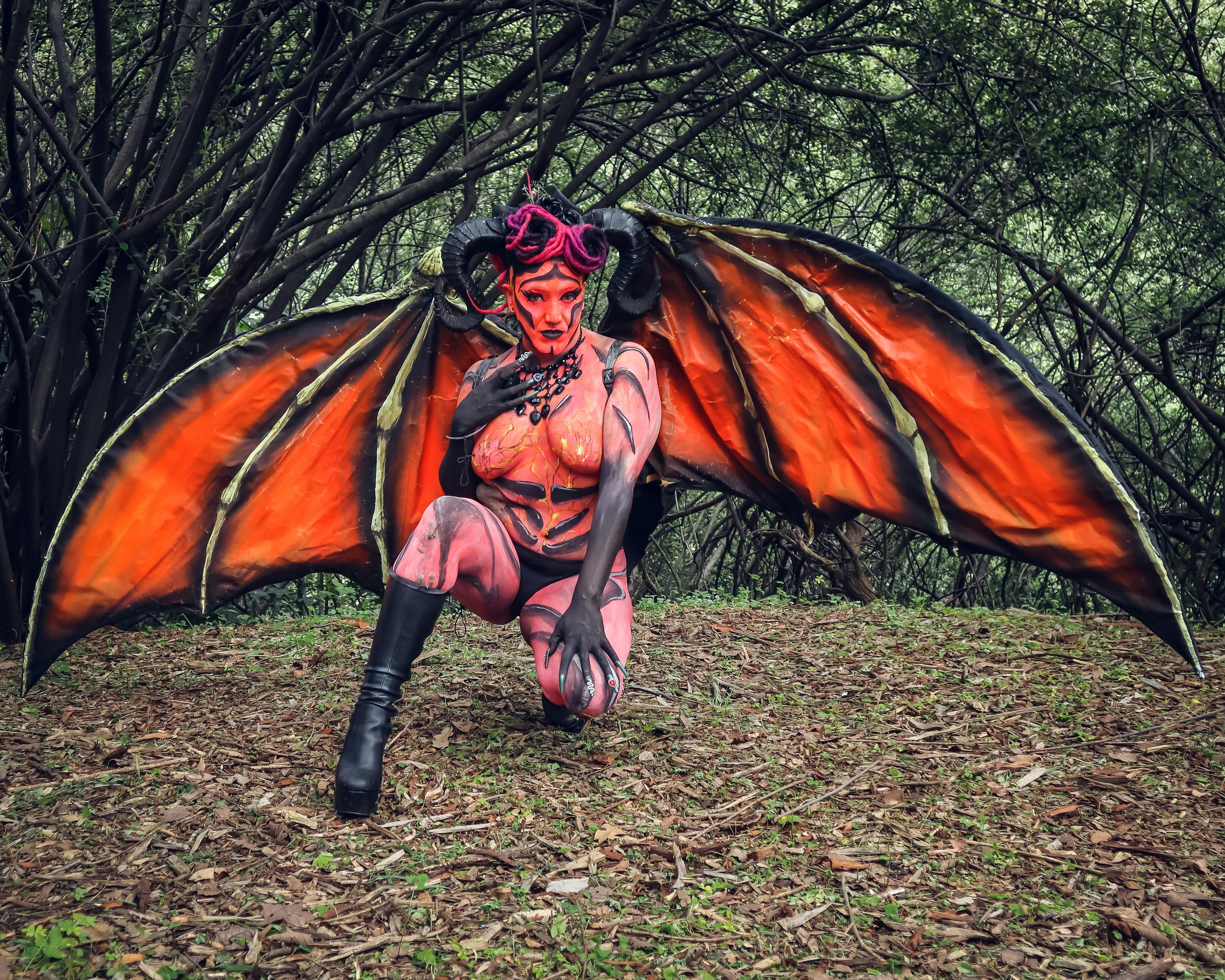 grátis Foto profissional grátis de @exterior, agachado, alado Foto profissional