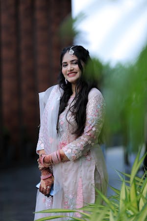 Beautiful Indian Girls Naked Photos, Download The BEST Free Beautiful