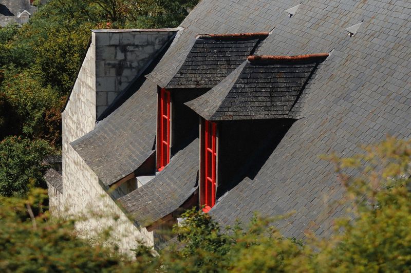 Ardoises de toiture nécessitant un traitement hydrofuge à Saint-Malo