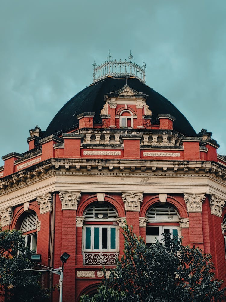 Red Wall Of Building In Kolkata In India