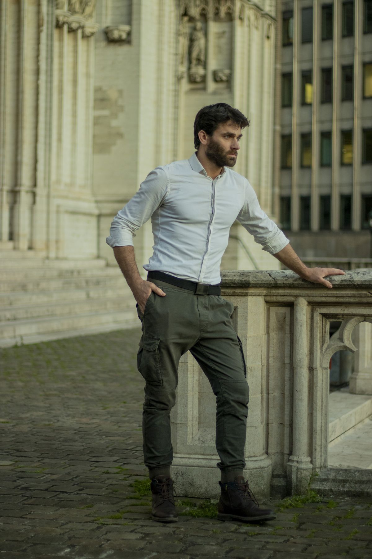 Quần cargo, jogger, wide-leg: cái nào hợp phong cách nào?