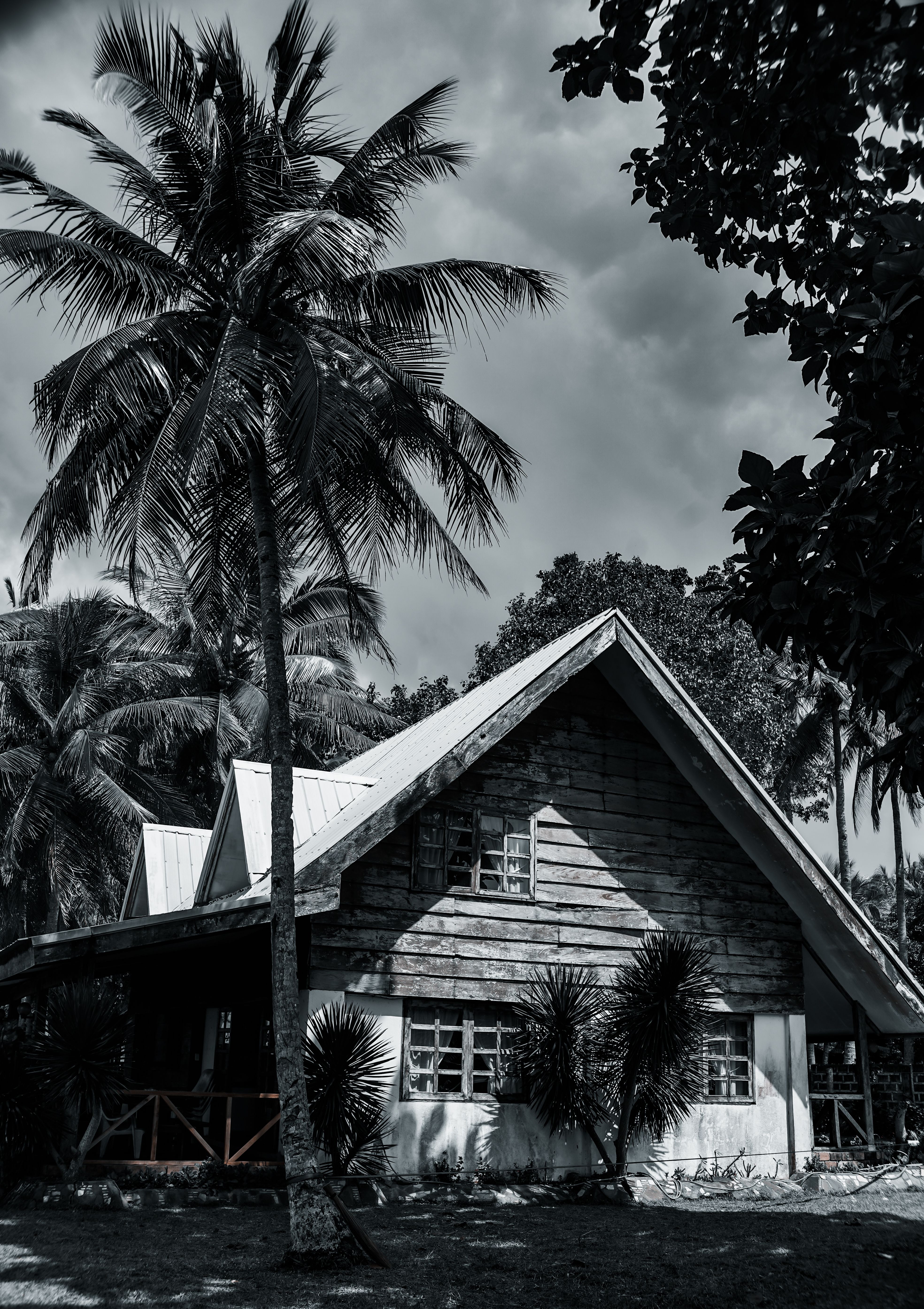 Brown Wooden House in the Middle of Grass Field · Free Stock Photo