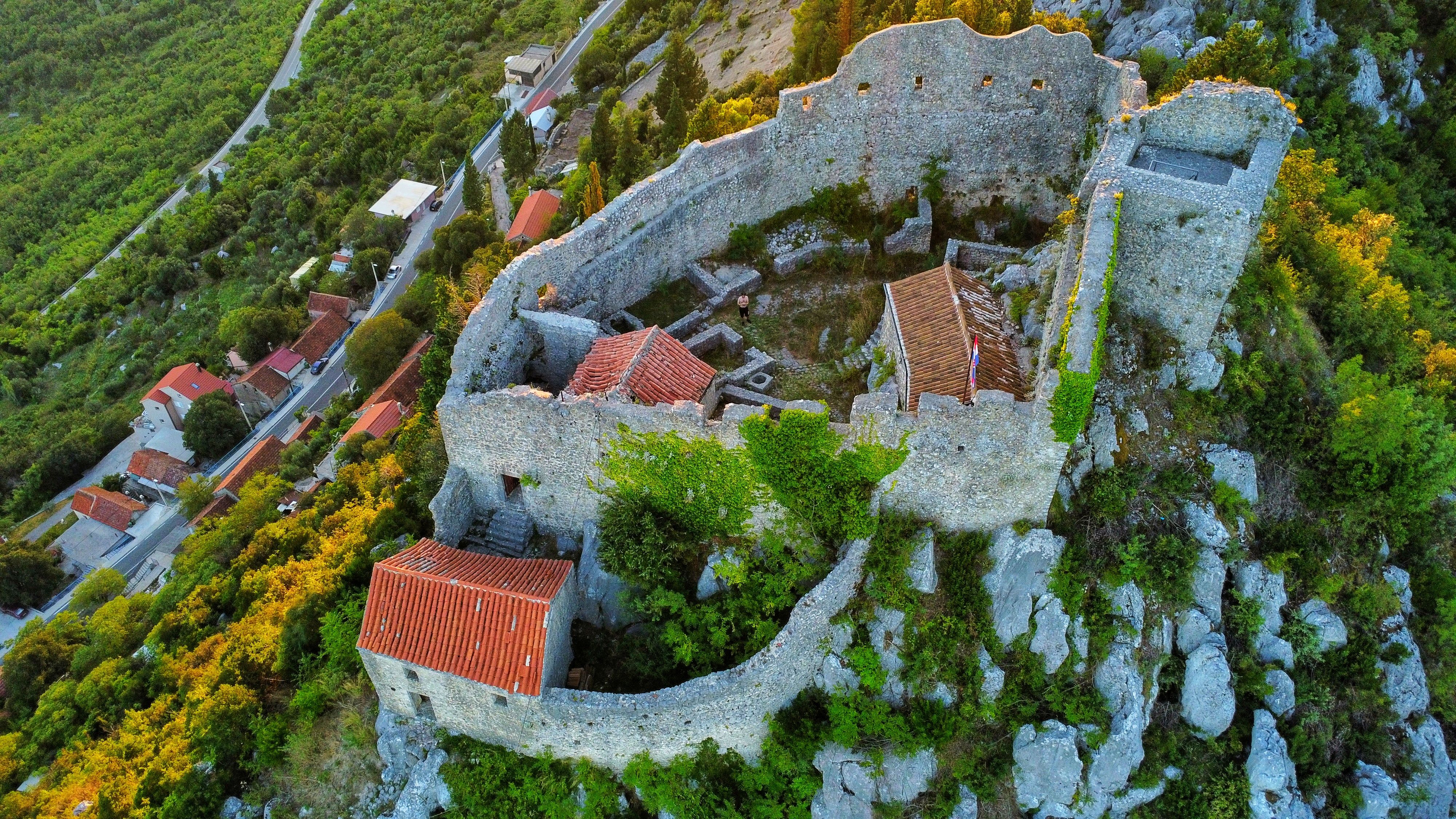 Castelo de Vide: Montenegro chiude l'Università Estiva del PSD
