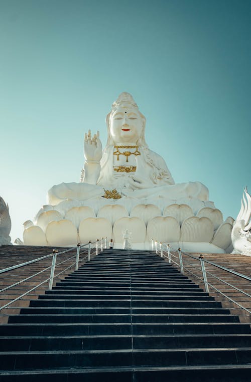 Statue of Buddha in Wat Huay Pla Kang