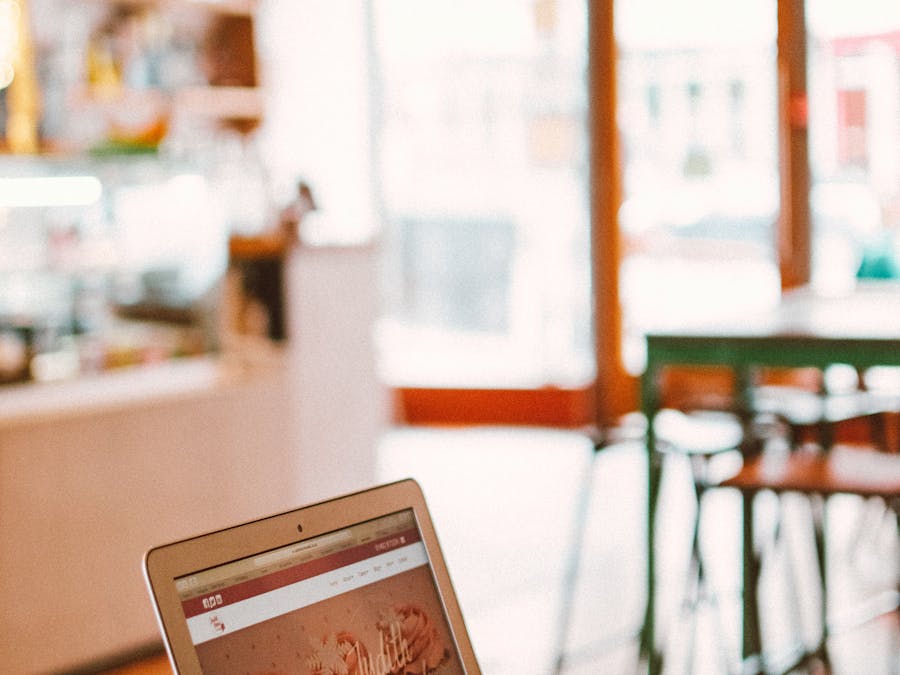 Why do introverts hate social media?