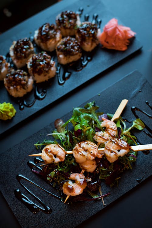 Free Steamed Food With Leafs on Table Stock Photo