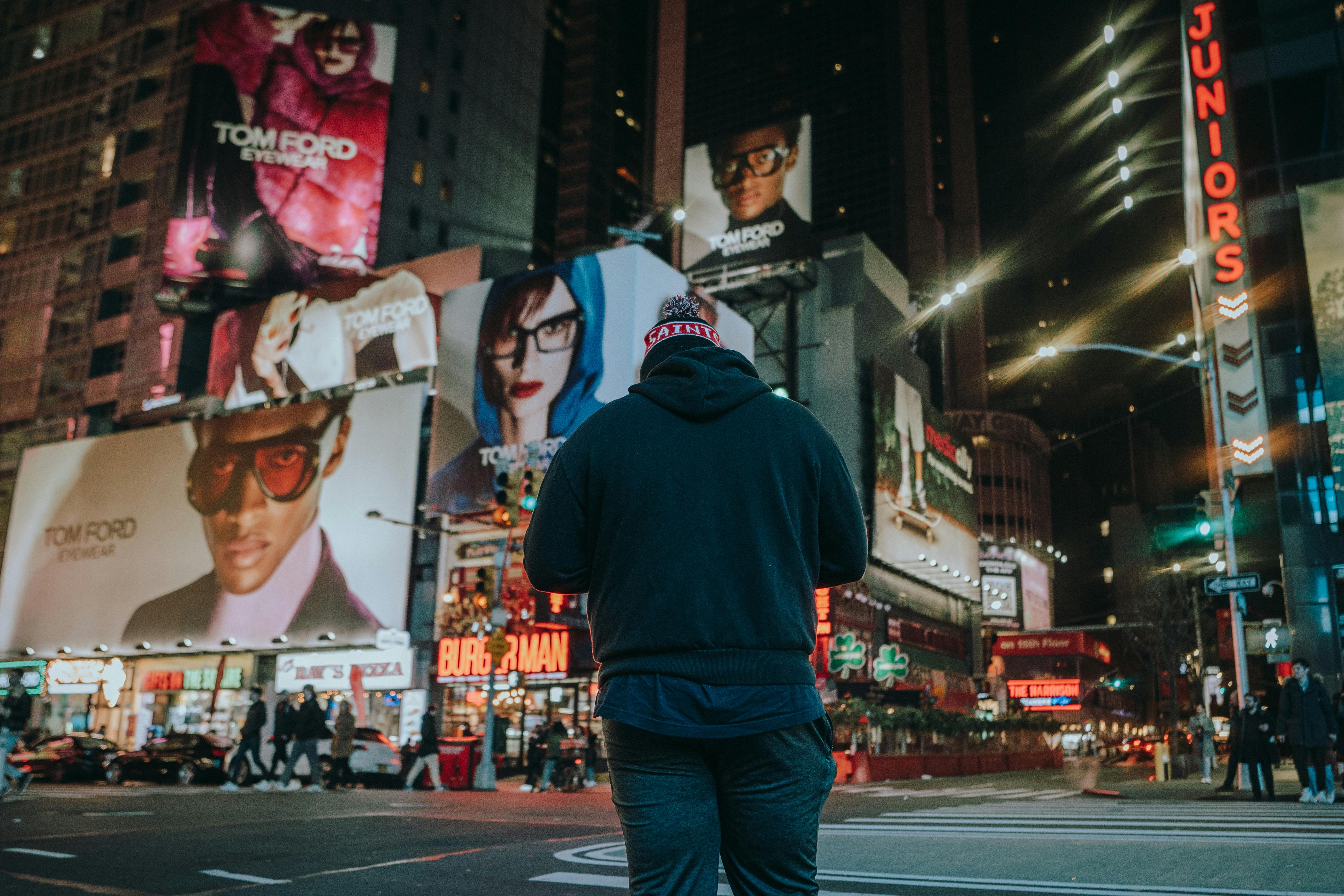 Billboard advertising - advertise small businesses