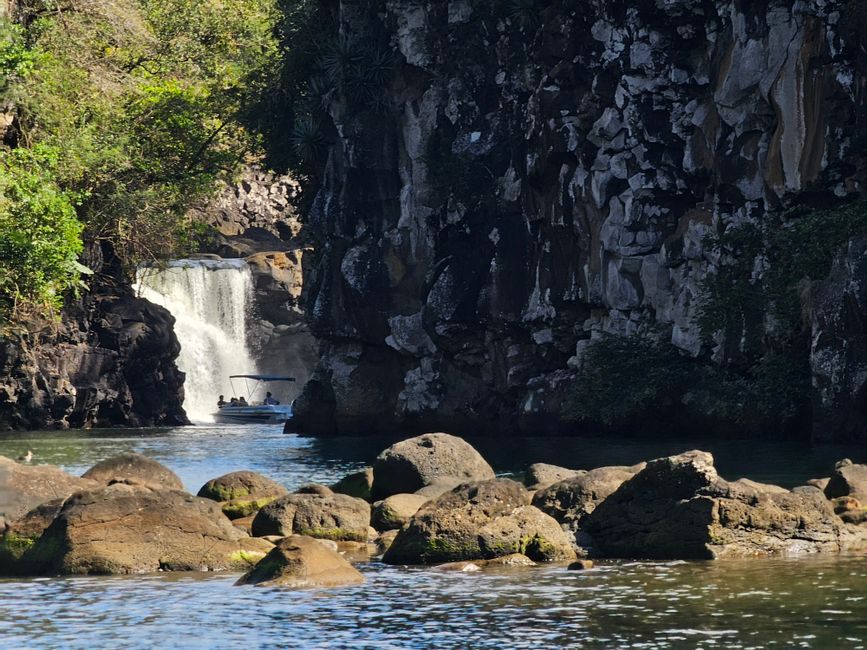mauritius waterfall in sea