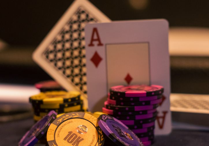 Online Casino: Spielautomaten und Live-Spiele im Überblick