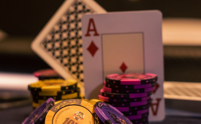 Online Casino: Spielautomaten und Live-Spiele im Überblick