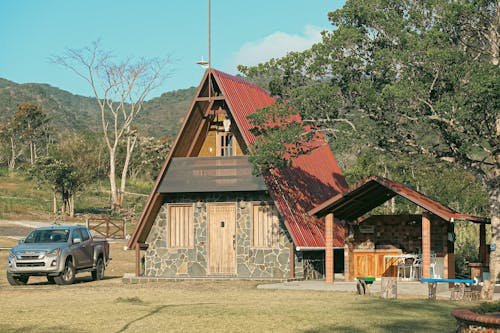 Foto profissional grátis de árvores, automóvel, campo