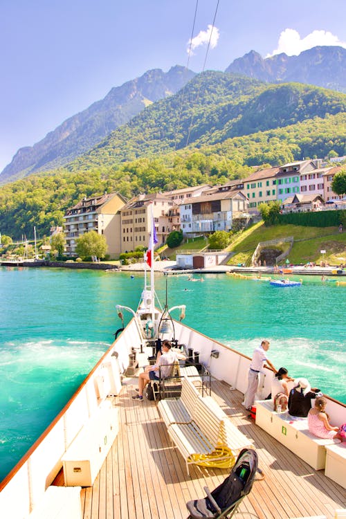 Foto profissional grátis de água do lago, Alpes Suíços, barco de turismo