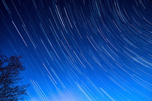 Безкоштовне стокове фото на тему «астрономія, блакитне небо, вир»
