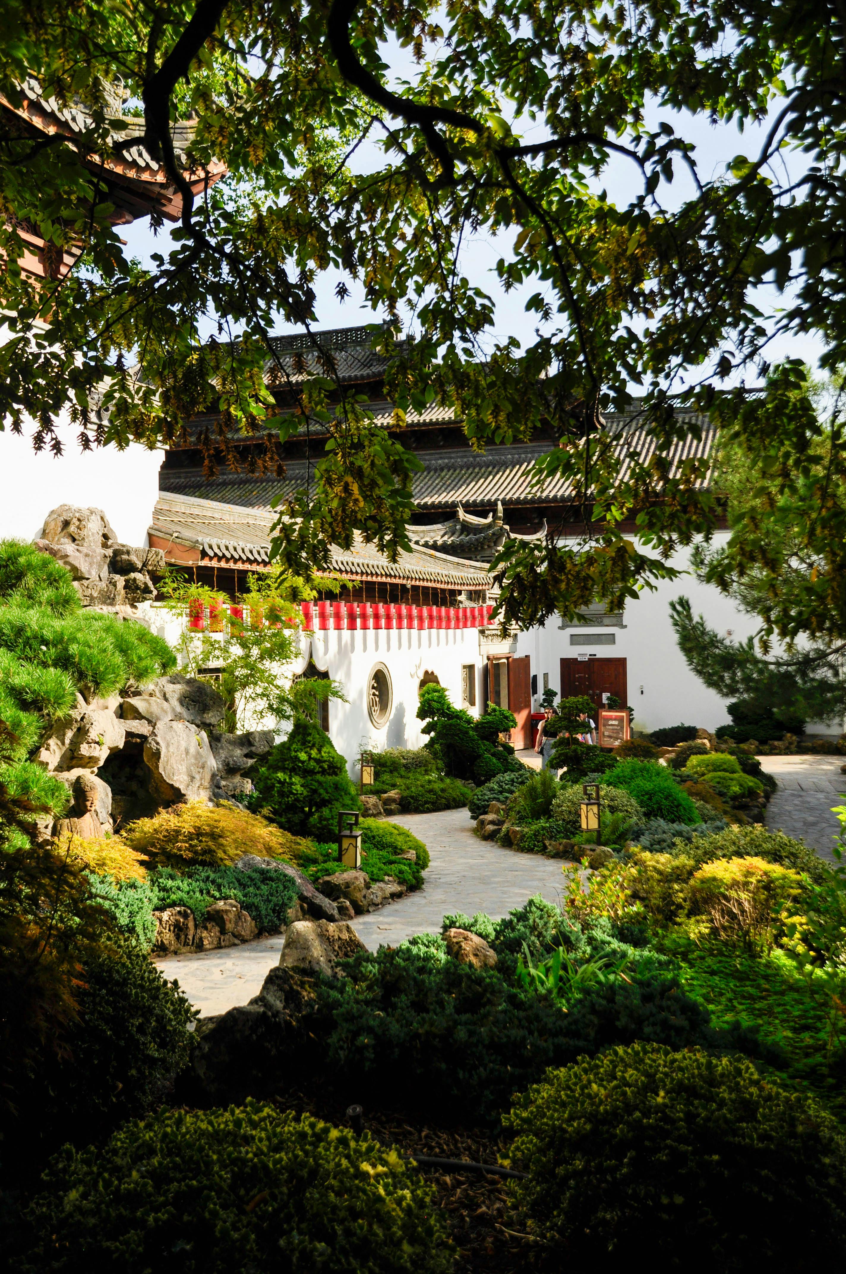 Explore the tranquil Chinese architecture in Pairi Daiza, Belgium.