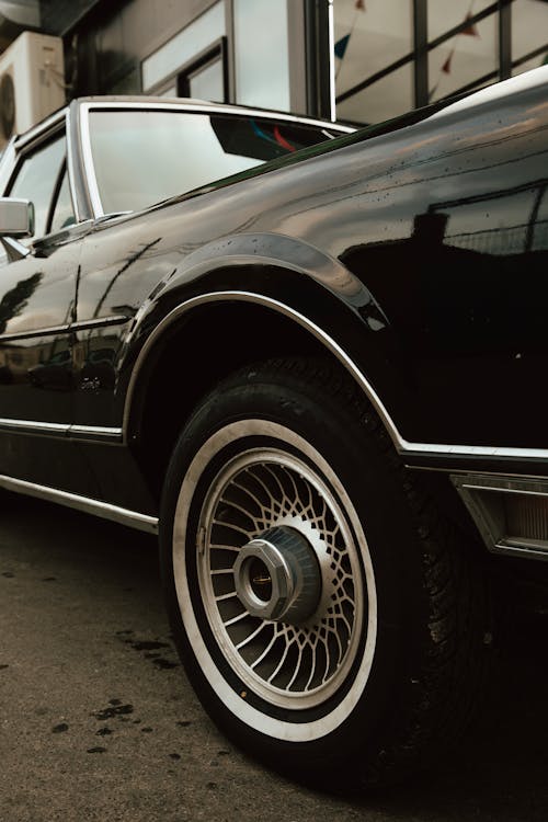 Close up of Black Lincoln Continental Mark V
